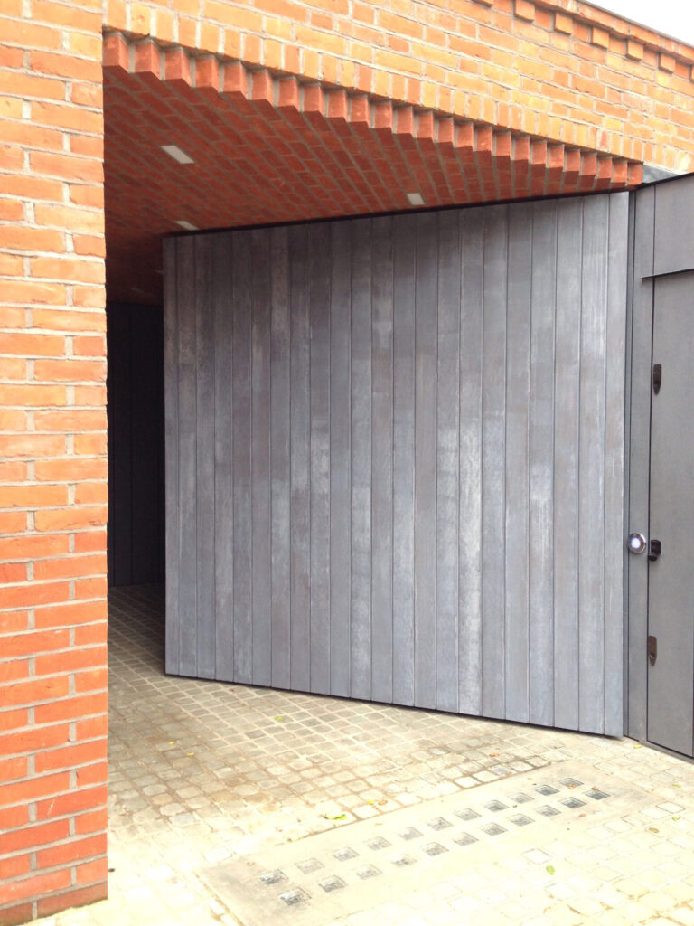 HeavyHouse_robertdyearchitects_06_arrival