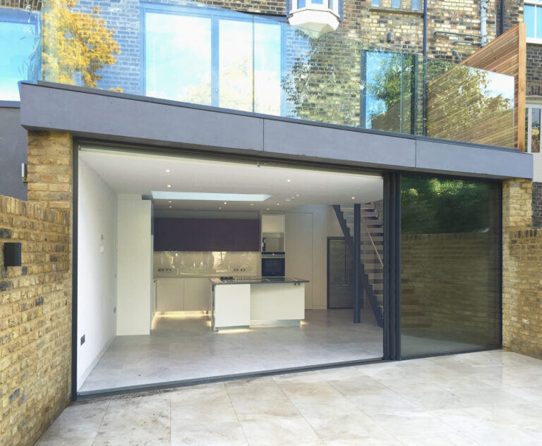 In-OutHouse_robertdyearchitects_04_rear extension