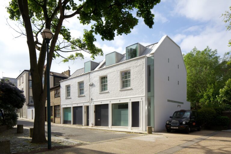 MewsHouse2_robertdyearchitects_15_street oblique