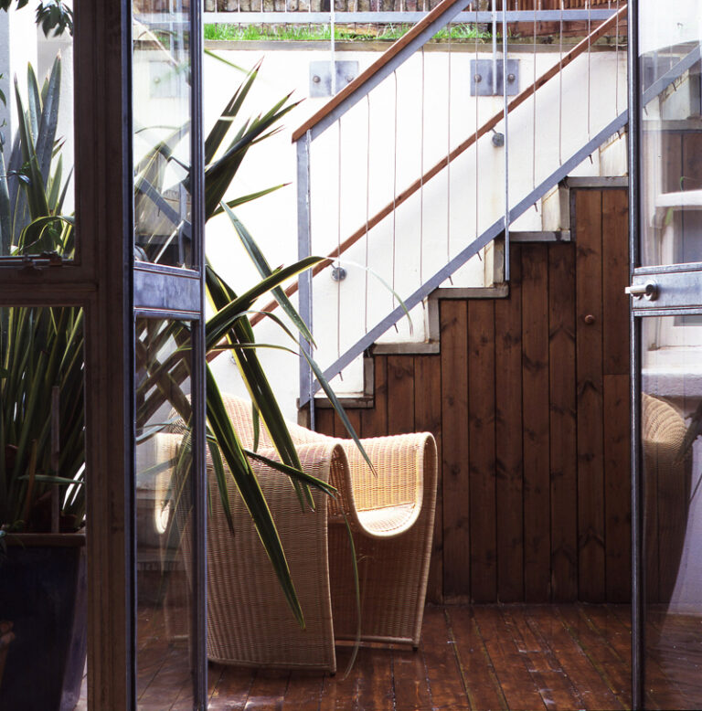 ParliamentHill_robertdyearchitects_04_stair