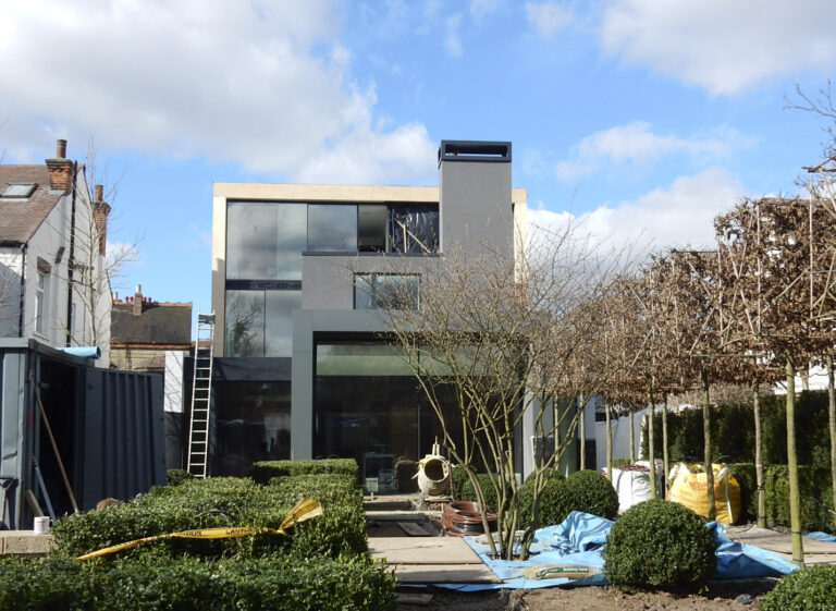 ShadesOfGreyHouse_robertdyearchitects_32_construction