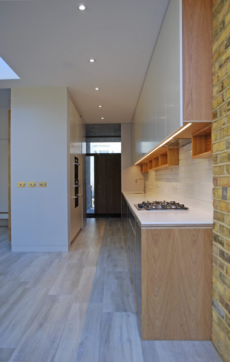 WritersHouse_robertdyearchitects_03_kitchen