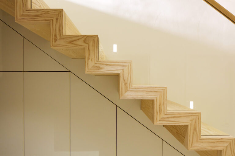 SpencerPlace_robertdyearchitects_04_stair detail
