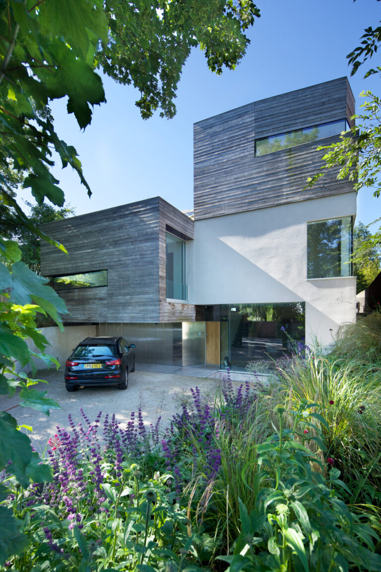 UphillHouse_robertdyearchitects_05_arrival