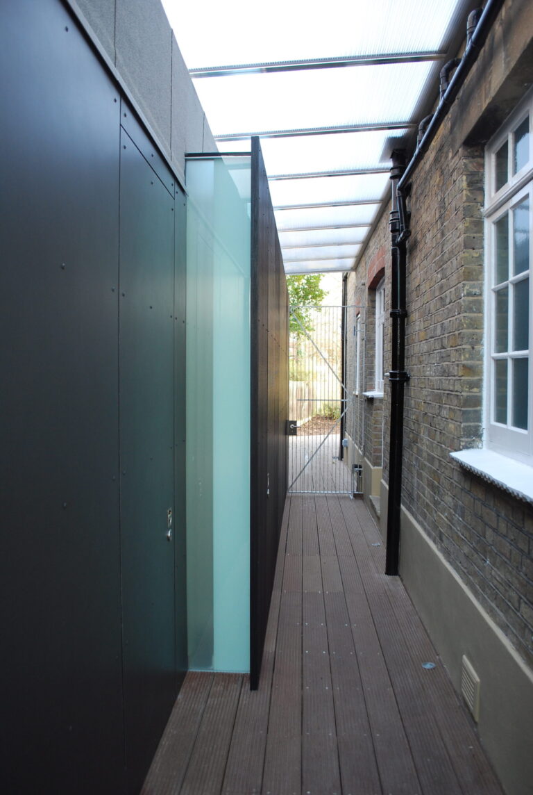 AylestoneAve_robertdyearchitects_04_side way