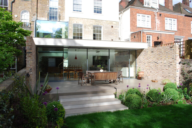 HamiltonTerrace_robertdyearchitects_02_rear extension
