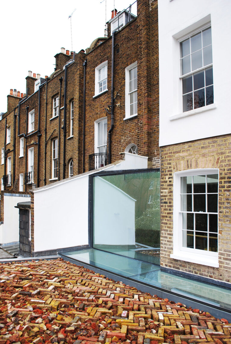 HamiltonTerrace_robertdyearchitects_11_bronw roof gallery