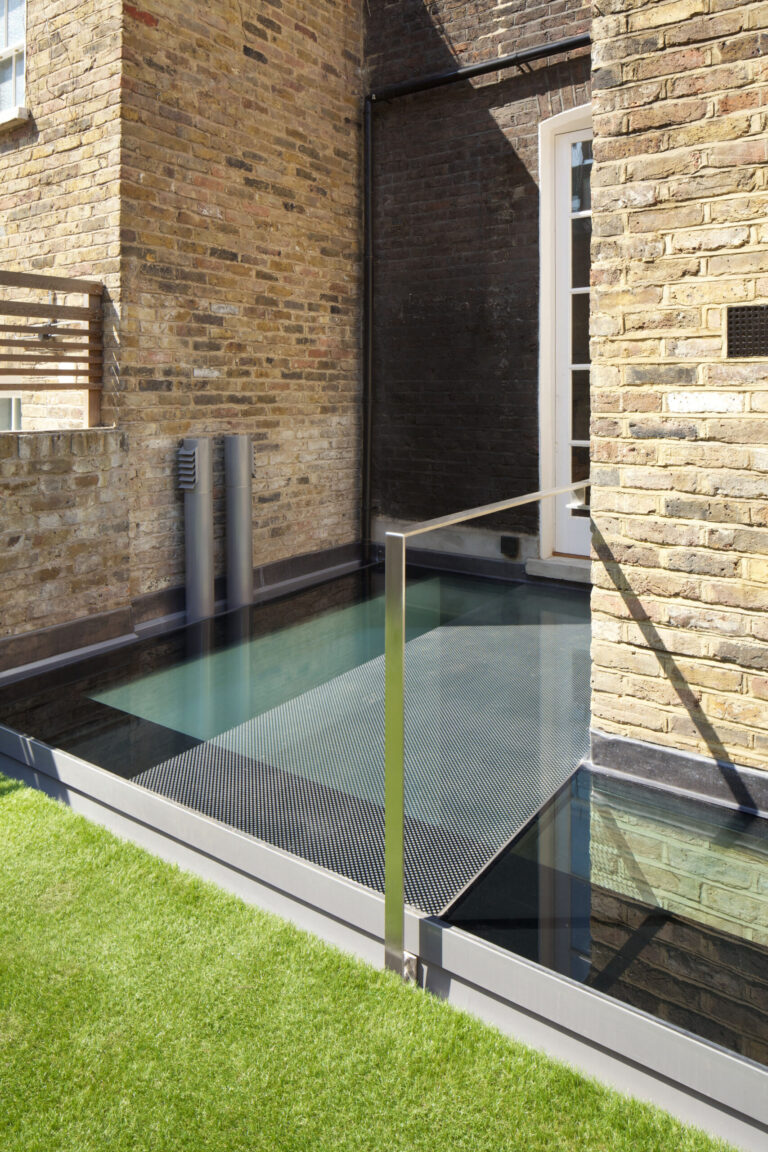 ListedHouse_robertdyearchitects_07_sky walk