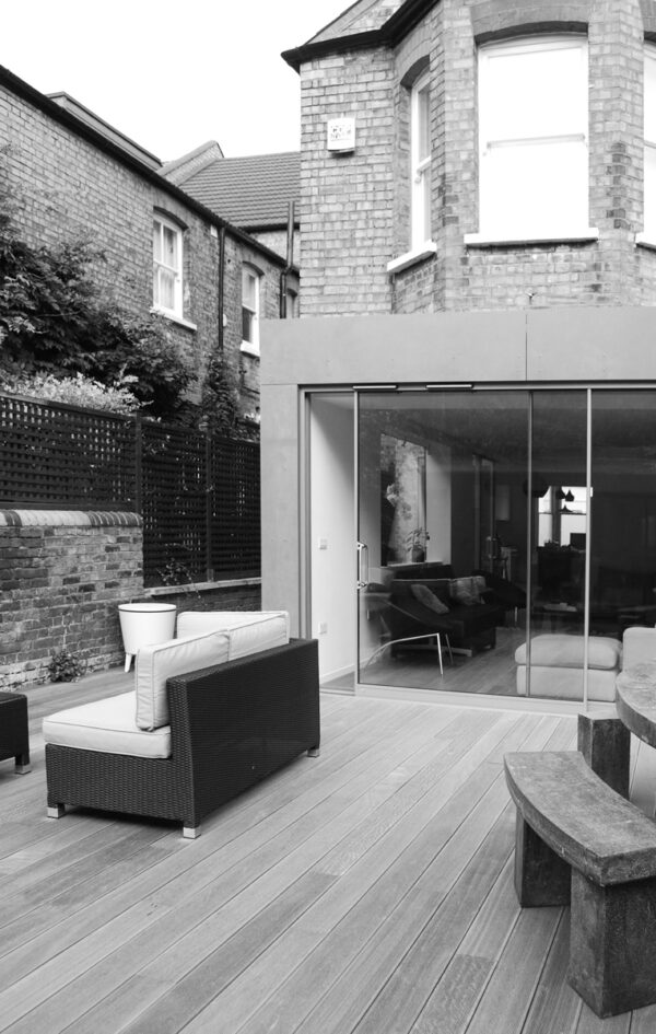 RavenshawSt_robertdyearchitects_03_rear living