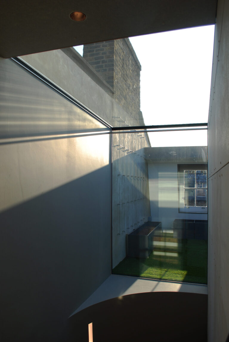 ResidenceMarylebone_robertdyearchitects_05_stairbox