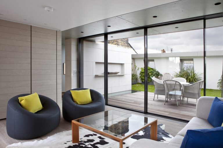 ResidenceMarylebone_robertdyearchitects_08_living terrace
