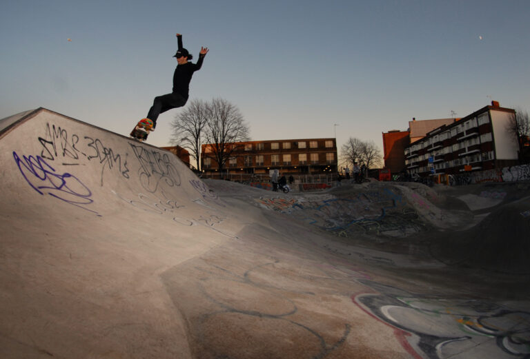 Skateparks_robertdyearchitects_06_stockwell