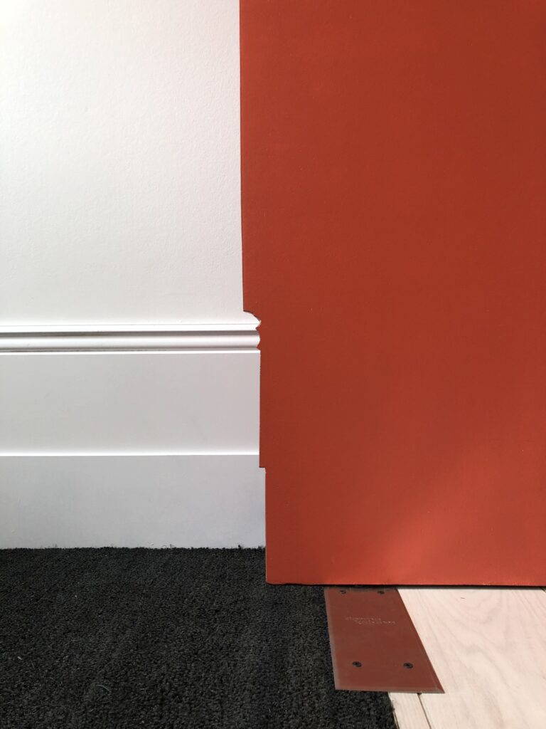 33 Hampstead Lane pivoting door cutout