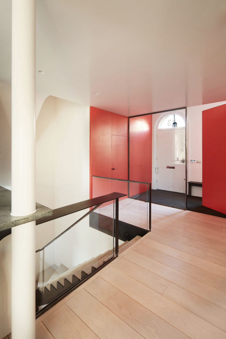 33_Hampstead_Lane_0304_Comp_Sq_1_Floor